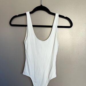 Babaton soft ribbed white scoop neck bodysuit